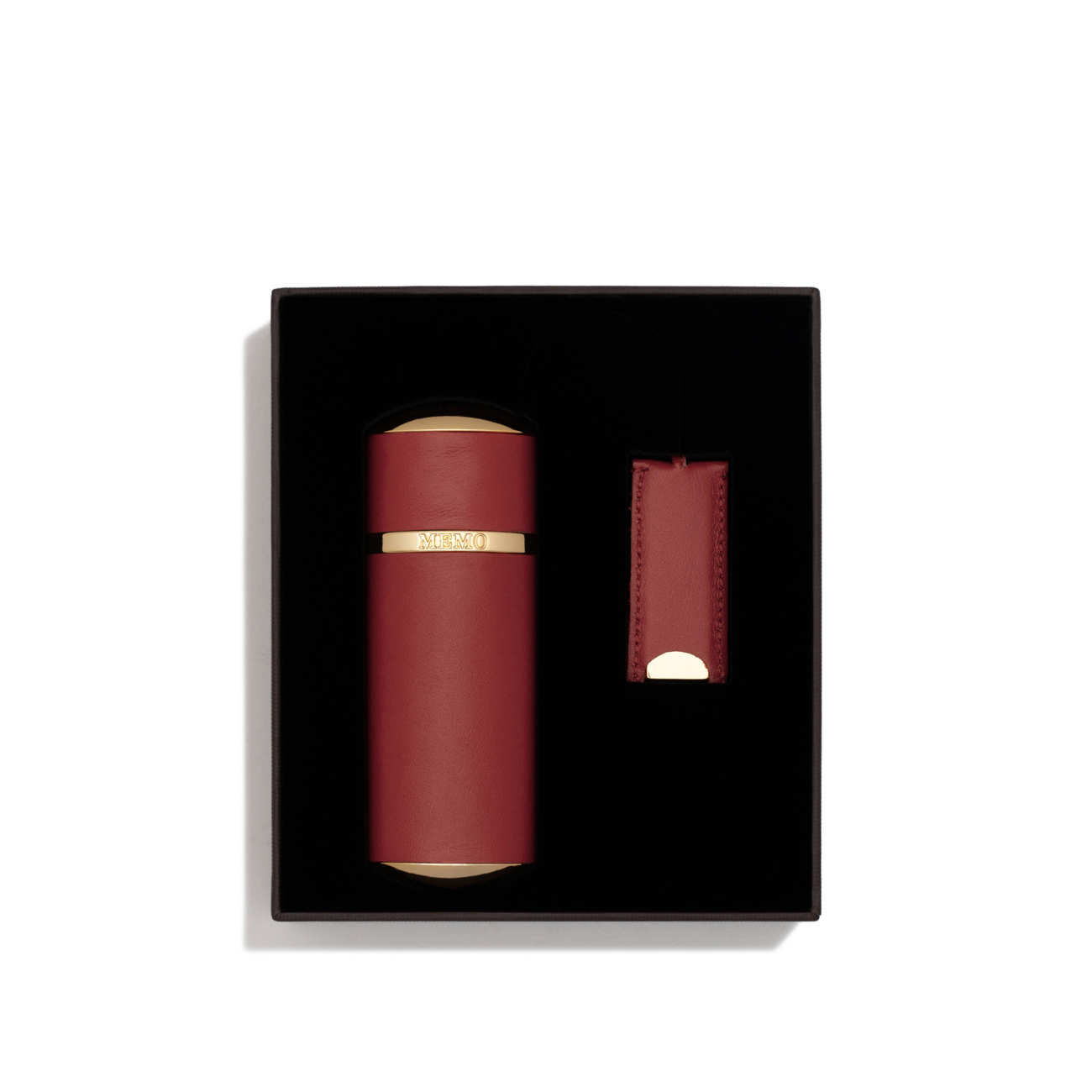 Memo Paris Arizona Red Travel Case