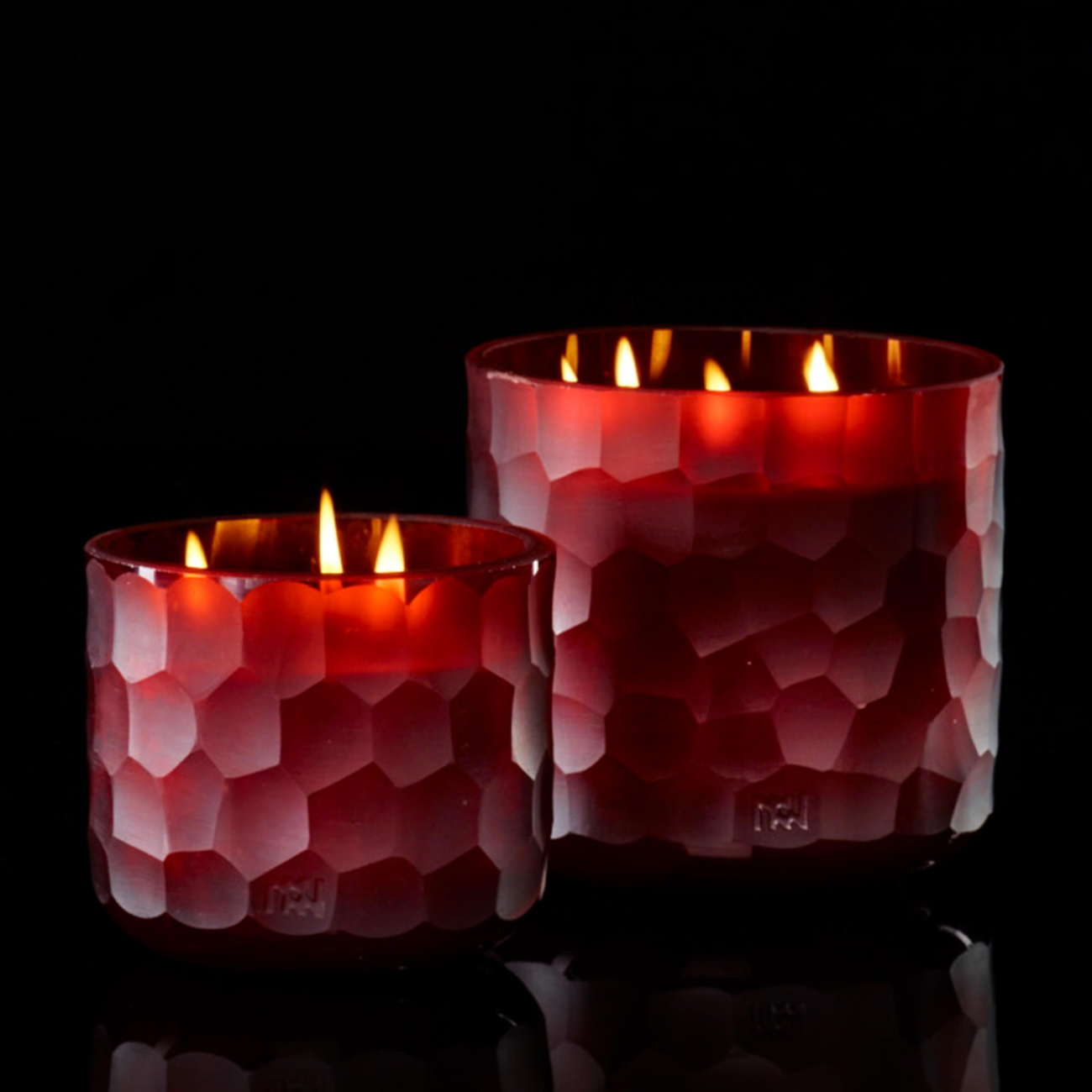 ONNO Collection Circle Red S - Zanzibar Candle 1370 gr