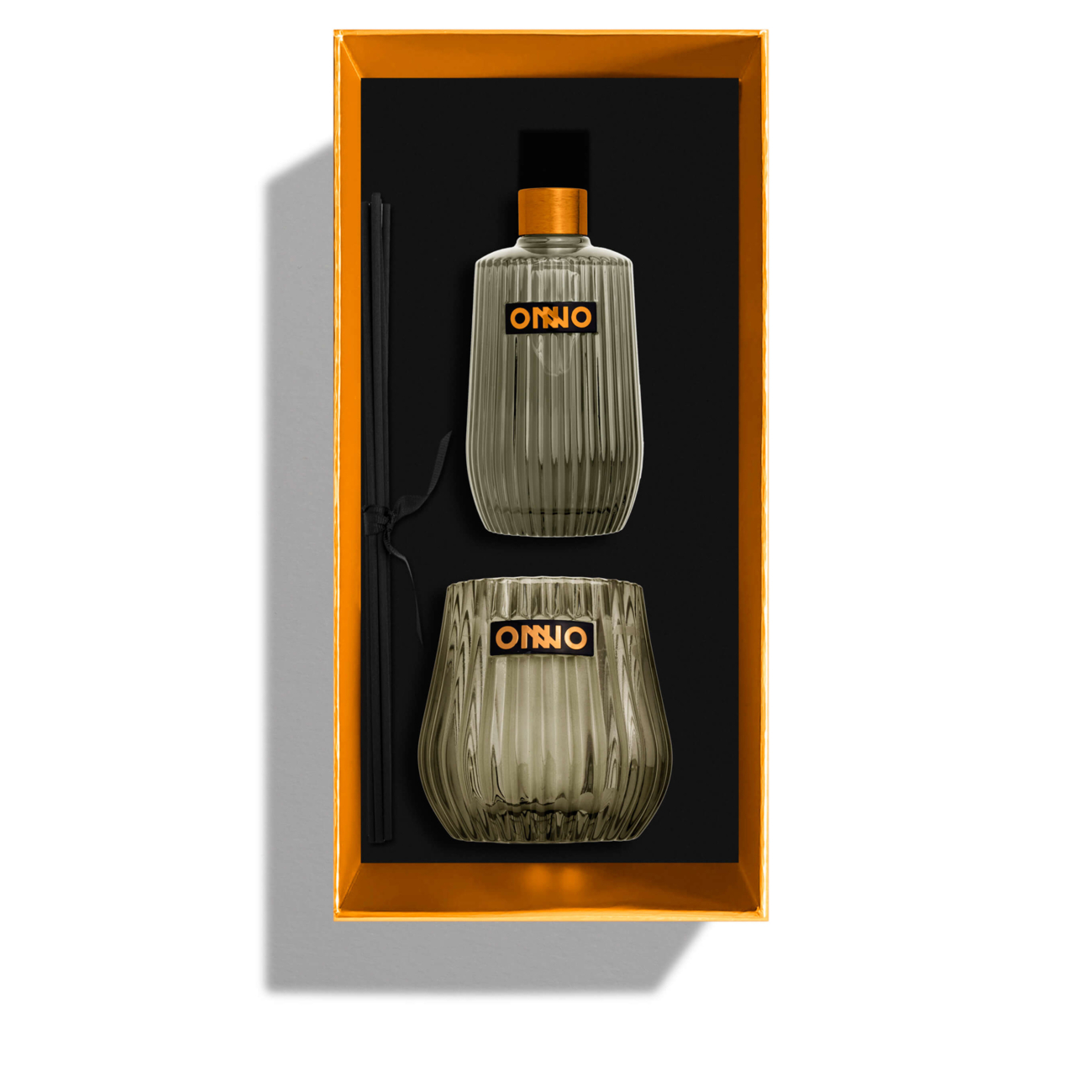 ONNO Collection Gift Set: Diffuser & Candle Eclectic Amber - Ginger Fig