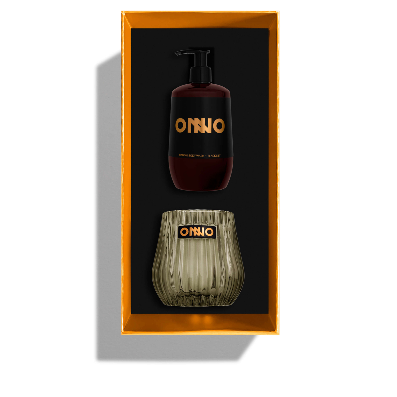 ONNO Collection Gift Set: Hand & Body Wash Black Lily + Candle Eclectic Zanzibar