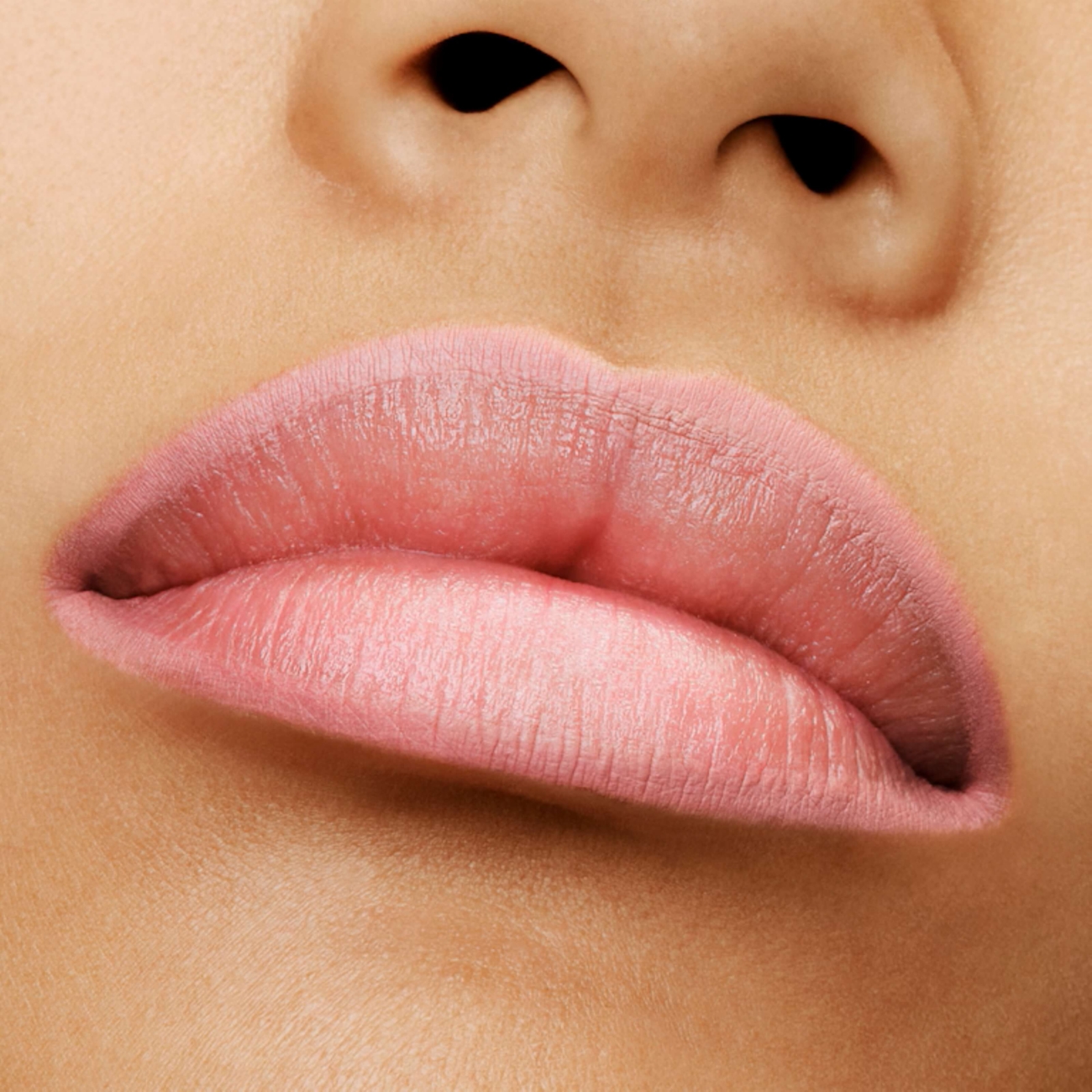 Tom Ford Lip Pencil Close-Up
