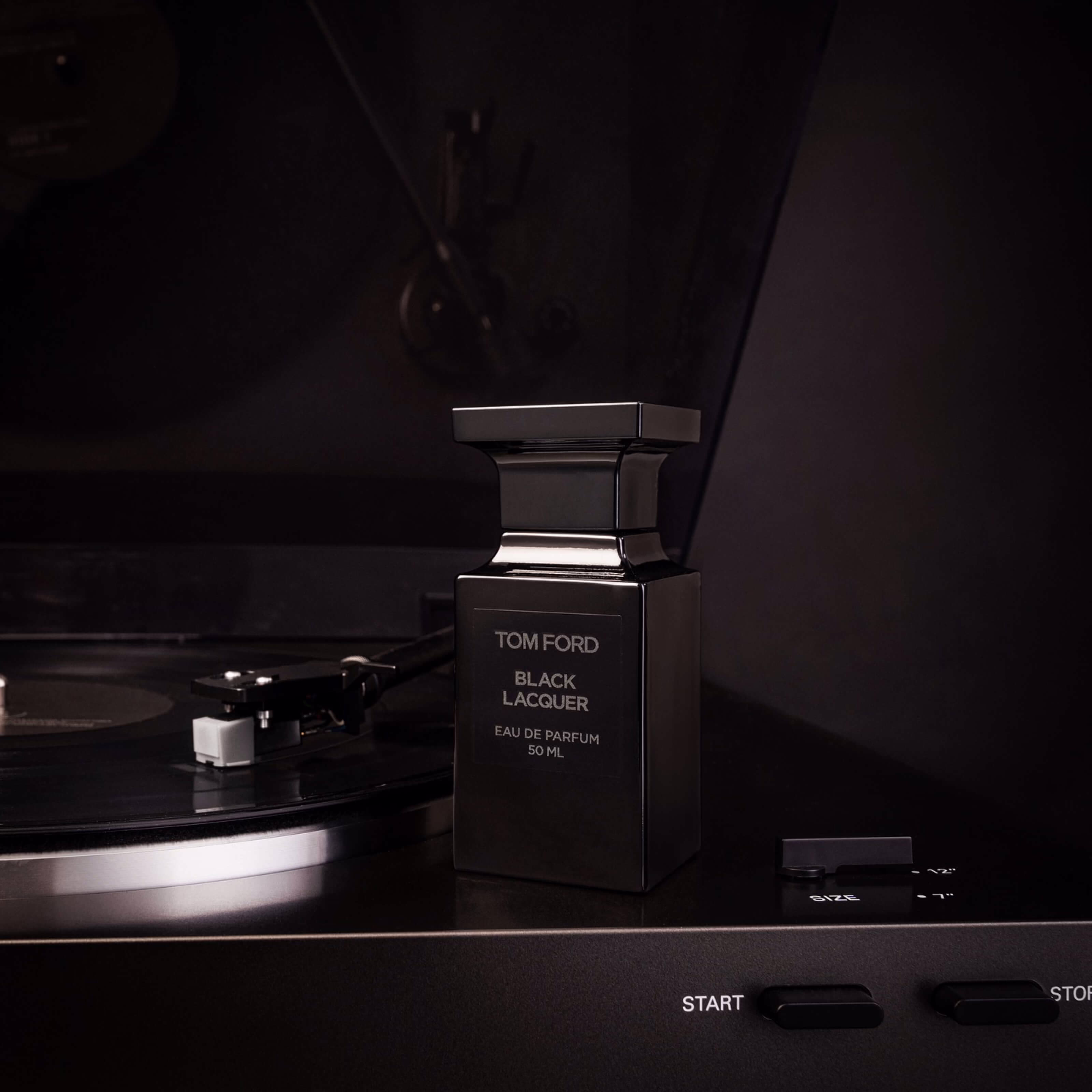 Black Lacquer by Guillaume Flavigny